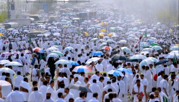 حجاج بيت الله يتوجهون إلى مشعر منى