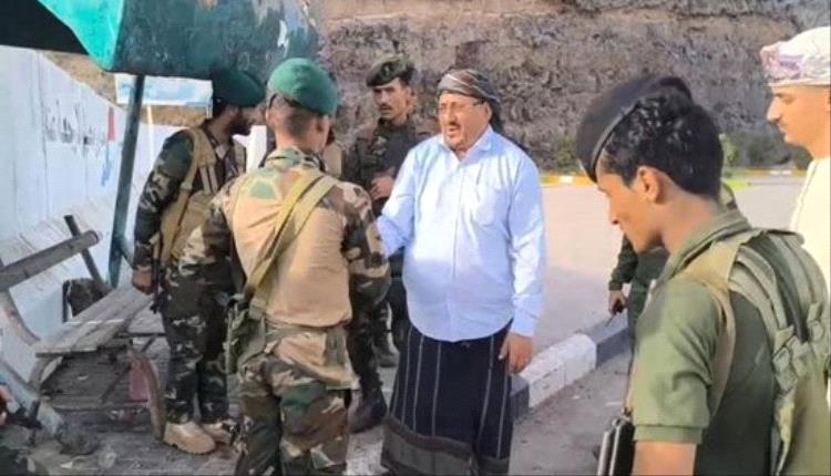 الزبيدي يتفقد قوات الحماية الرئاسية في عدن خلال زيارة عيدية