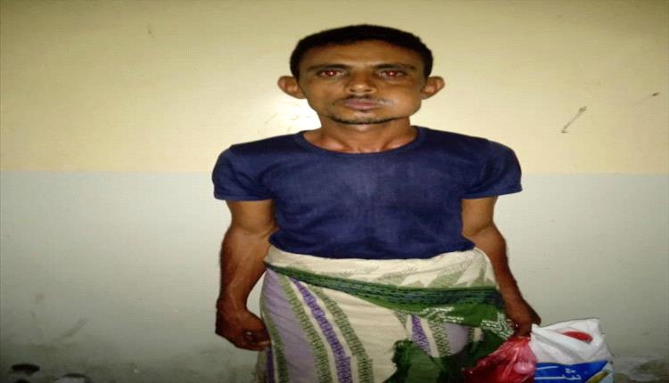 طعنة غدر في دار الضيافة: شاب يقتل صديقه ويدفنه قرب منزله