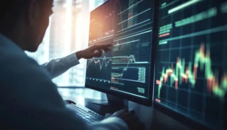 عوائد السندات الأمريكية تتراجع بضغط من تباطؤ التوظيف
