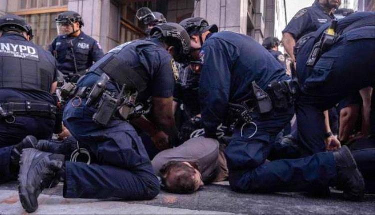 اعتقال العشرات في نيويورك خلال احتجاجات مؤيدة للمهاجرين
 


