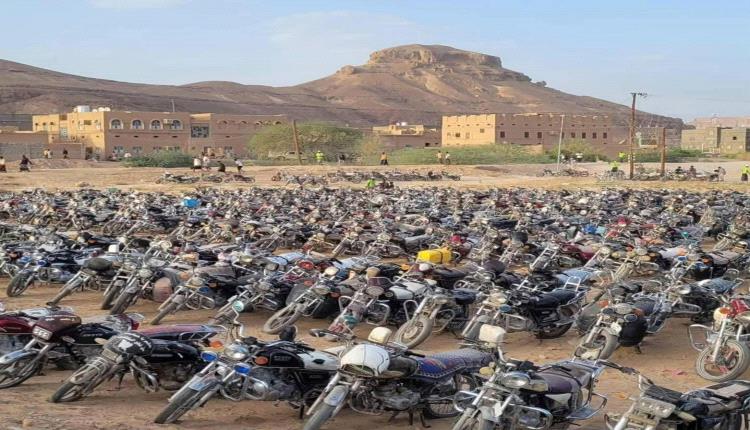 زواج جماعي في حضرموت يلفت الأنظار بتنظيم دراجات المدعوين