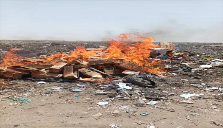 صحة بيئة المنصورة تتلف 3طن من الأغذية والمشروبات غير صالحة للإستهلاك
