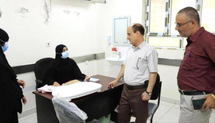 مدير دارسعد يشدد على مضاعفة الجهود لتحسين الأداء الصحي والخدمي بالمديرية
 
