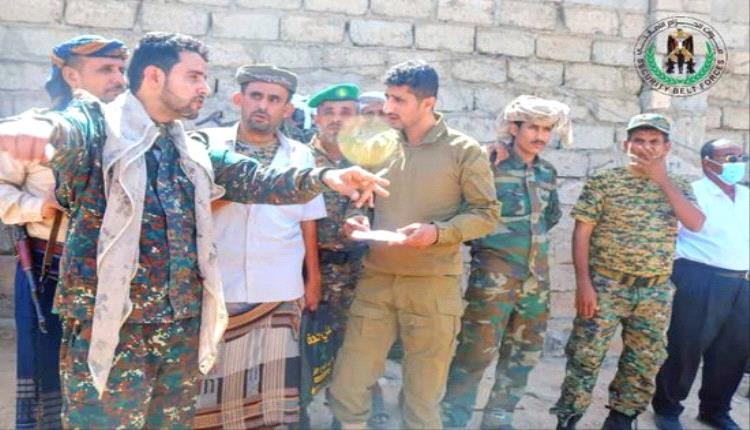 قائد قوات الحزام الأمني بالمنطقة الوسطى يزور جبهة ثرة بأبين ويشيد بصمود أبطال المقاومة الجنوبية
