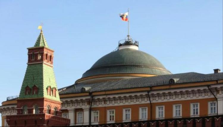 الكرملين يعرض الوساطة بين إيران وإسرائيل ويصف المجتمع الإيراني بـ"المتماسك" رغم الغارات