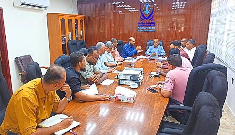 حضرموت البحرية.. لقاء مشترك لترتيب الفوضى وتنظيم السفن الخشبية