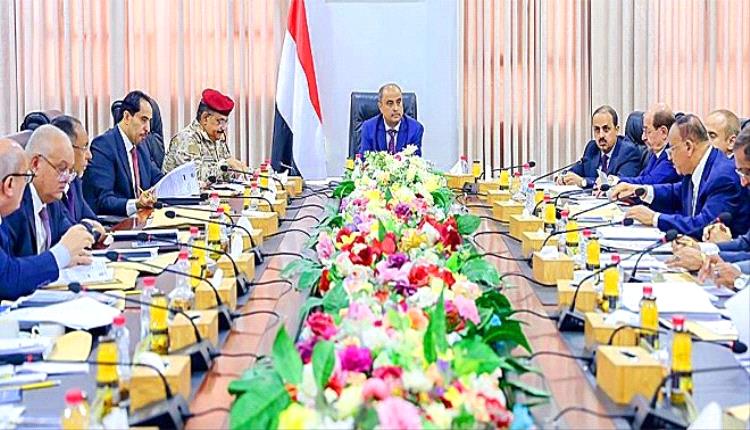 بن بريك يمهل وزراءه 100 يوم: لا خطط بلا تنفيذ بعد اليوم