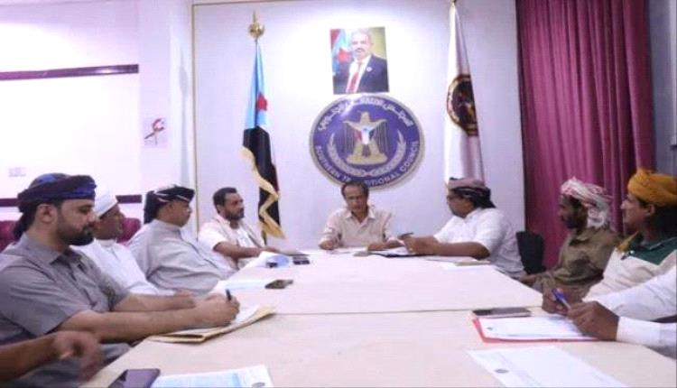 انتقالي المهرة يضع خطة عمل للفصل الثالث من العام الجاري
 
