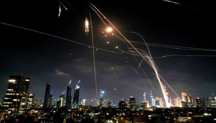 إسرائيل تتحدث عن "حرب طويلة".. وترامب يمنح نفسه أسبوعين لحسم التدخل
