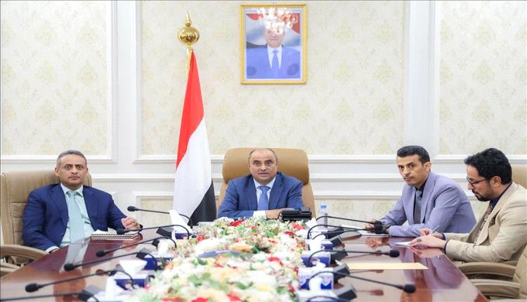 اليمن وبريطانيا على طاولة الحوار: دعم بريطاني متجدد وجهود مشتركة لعبور التحديات