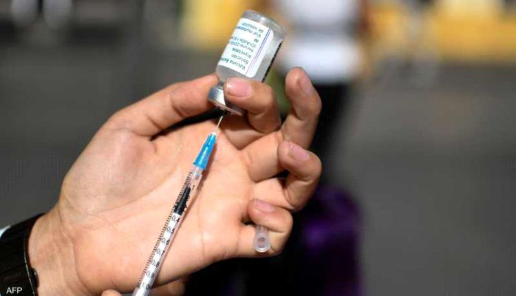 خبراء يحذرون: لقاح كورونا قد يسبب "التهابا قاتلا" في الدماغ