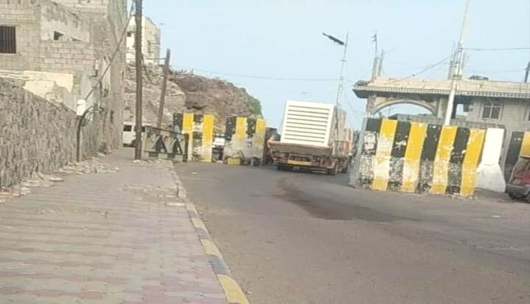 معاشيق.. حينما تنجو السلطة من الظلام وتترك الشعب للاحتراق