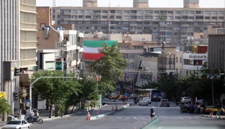 الحوثيون على خط النار الإيراني: ولاء علني وتلويح بالتصعيد ضد واشنطن وإسرائيل
