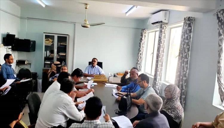 مدير عام التواهي يشدد على إصلاح الخدمات ويُكرَّم لجهوده في التنمية المحلية