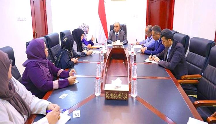 رئيس الوزراء: تمكين المرأة أولوية وطنية وشراكتها في القرار ضرورة ملحة