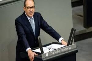 وزير الداخلية الألماني يؤكد دعم بلاده لإسرائيل بعد الضربة الصاروخية الإيرانية