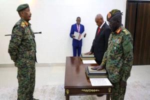 وزراء الدفاع والداخلية الجدد يؤدون اليمين في السودان ويتعهدون بالحفاظ على وحدة البلاد
