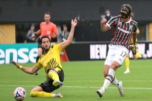التعادل السلبي يحسم مواجهة دورتموند وفلومينينسي
