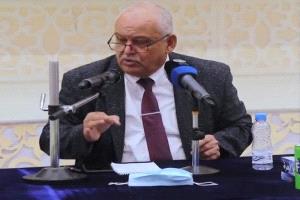بين تعثر المشاريع واحتجاز الموارد.. الوالي يكشف أسباب الأزمة في عدن