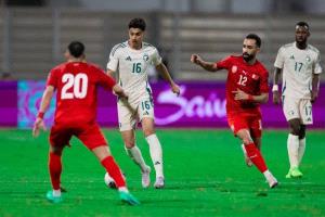 السعودية تُنهي حلم البحرين وتشق طريقها نحو المونديال عبر الملحق
