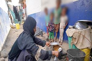 "الفاو" تحذّر: انعدام الأمن الغذائي يهدد حياة النازحين في اليمن مع اقتراب موسم الجفاف
