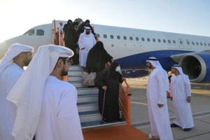 الإمارات تُجلي مواطنيها من إيران وتُكثّف تحركاتها الدبلوماسية لاحتواء التصعيد