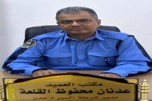 عدن.. قائد لواء يهدد مدير شرطة السير بالسلاح بعد توقيف مركبة مخالفة