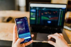 "جي بي مورجان" يُحدث ثورة في خدماته الرقمية.. تداول السندات وشهادات الإيداع عبر الجوال