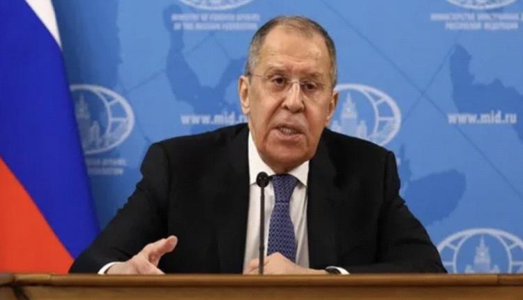 لافروف: تصريحات ماكرون بشأن النووي تهديد لروسيا
