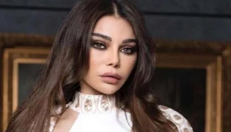 منع الفنانة هيفاء وهبي من الغناء في مصر
