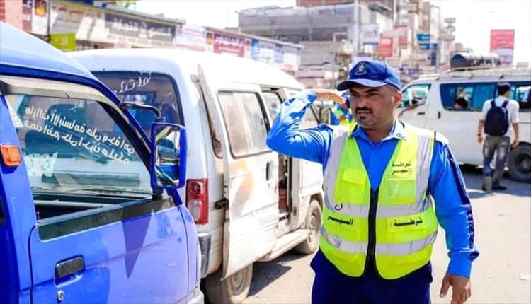 إضراب شامل لمنتسبي شرطة السير في الشيخ عثمان احتجاجًا على اعتداء مدير المديرية

