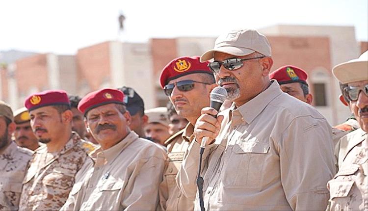 الزُبيدي يصدر قرارات بترقيات وتعيينات جديدة في القوات المسلحة الجنوبية