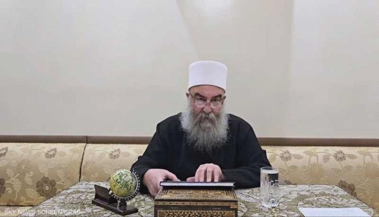 الهجري يطالب بـ"تدخل دولي عاجل" لحماية الدروز في سوريا