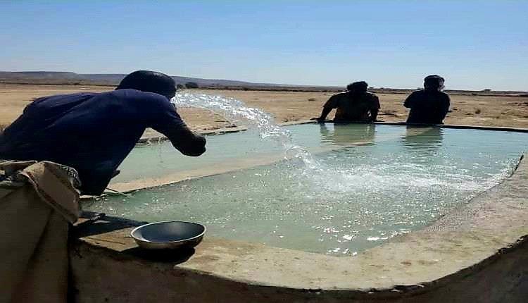 مشروع مياه جديد يخفف معاناة سكان منطقة "حبلن" في الغيضة