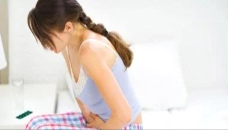 تقلصات البطن المفاجئة.. اقض عليها بمشروبات صحية
