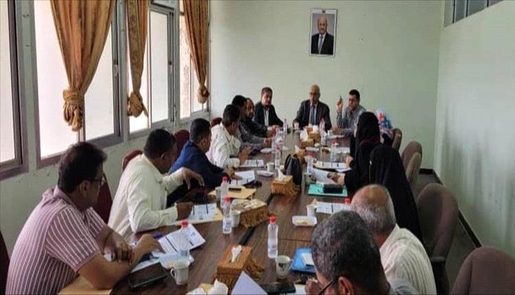 مجلس شؤون الطلاب بجامعة عدن يناقش الاستعدادات الجارية للتنسيق والقبول للعام الجامعي 2025/2026

