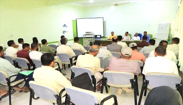 بدء دورة تدريبية لضباط الاتصال على مستوى المرافق الصحية بوادي حضرموت
