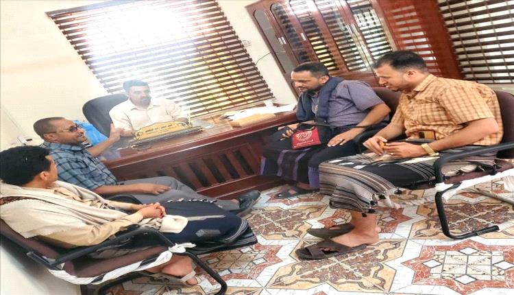 لقاء تشاوري بين التأمينات الاجتماعية والغرفة التجارية ومديري منشآت القطاع الخاص في الضالع