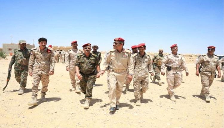 اللواء بارجاش يتفقد وحدات المنطقة العسكرية الثانية ويشيد بجهودها في تأمين حضرموت