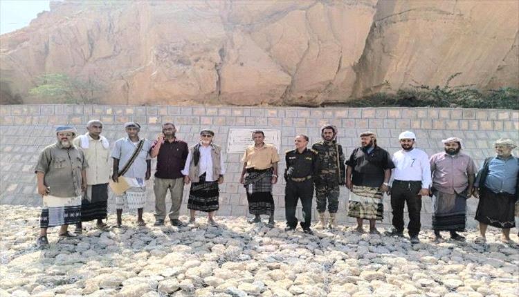 بحضور مدير عام فرع مشروع الاشغال ومدير عام حبان تسليم عدد من المشاريع الزراعية بوادي حبان
