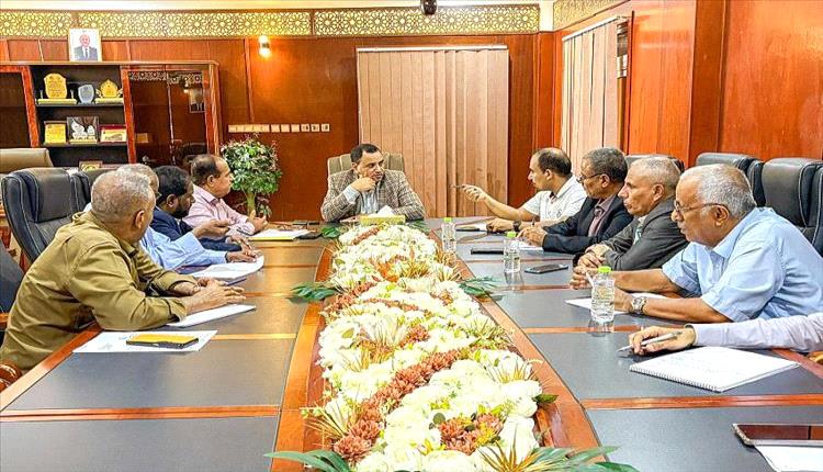 اجتماع برئاسة الوزير السقطري يناقش أداء مكاتب الزراعة بالمحافظات
