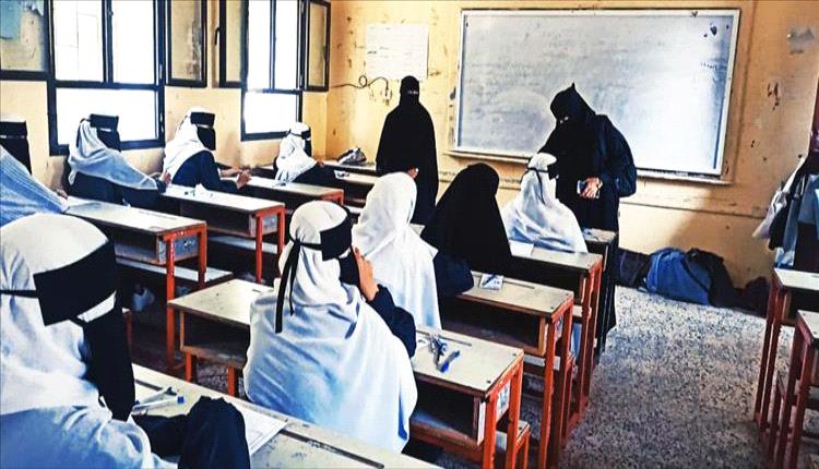 إدارة التعليم بانتقالي أبين تنفقد سير اختتام امتحانات الثانوية العامة للعام الدراسي 2024 - 2025
