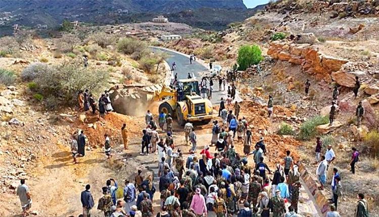 صنعاء توافق على فتح طريق الضالع
