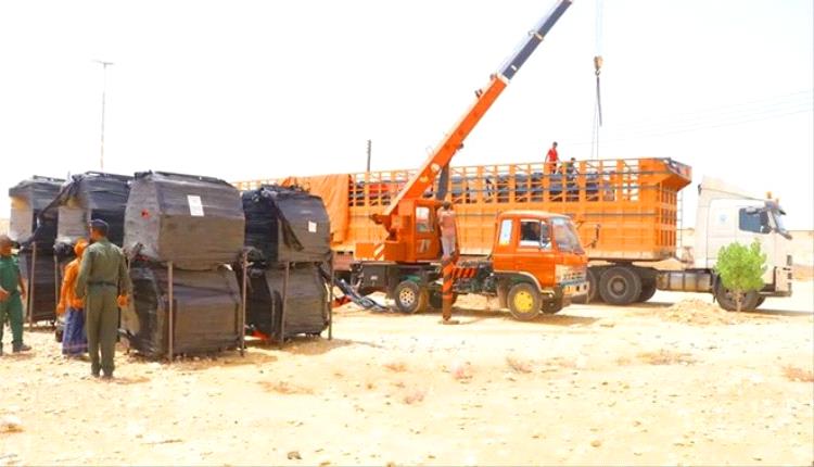 الدفاع المدني في المهرة يتسلم 33 ماطور إنارة متنقل