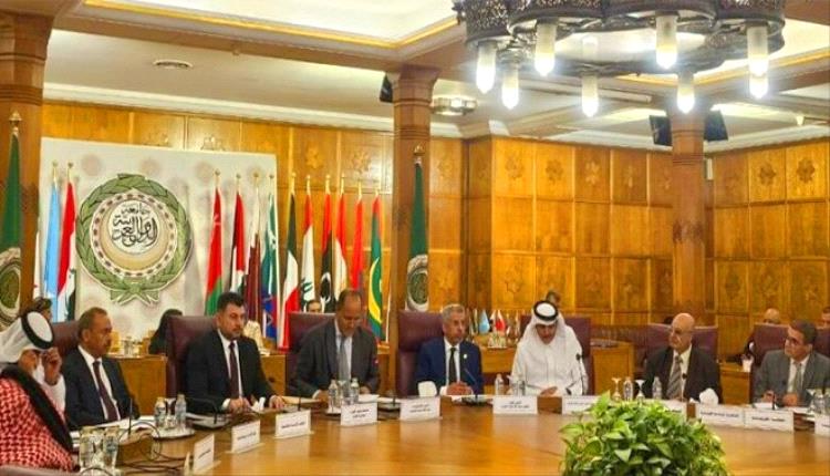 اليمن تدعو لتحرك عربي حازم لتصنيف الحوثيين جماعة إرهابية