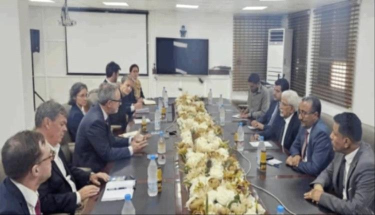 تحركات مصرفية لفك ارتباط البنوك بصنعاء