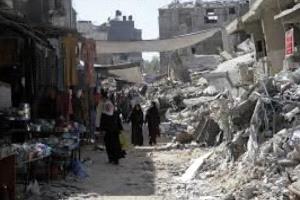 مقتل 10 فلسطينيين في غارة إسرائيلية على مدرسة للنازحين شمال غزة