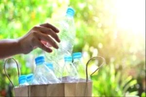 دراسة: البلاستيك القابل للتحلل يحتوى على مواد سامة
