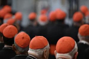 جميع الكرادلة يتوافدون إلى روما لانتخاب بابا جديد
